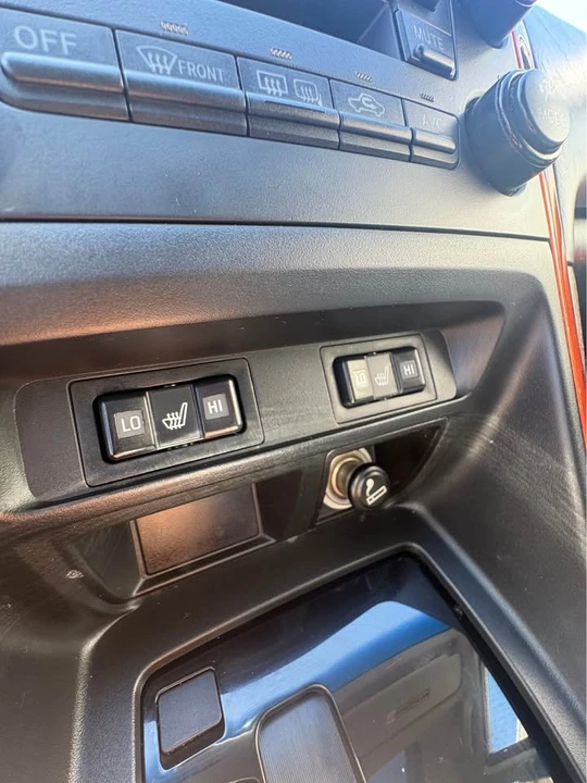 2002 Lexus RX 1st Gen - Image 12 of 14