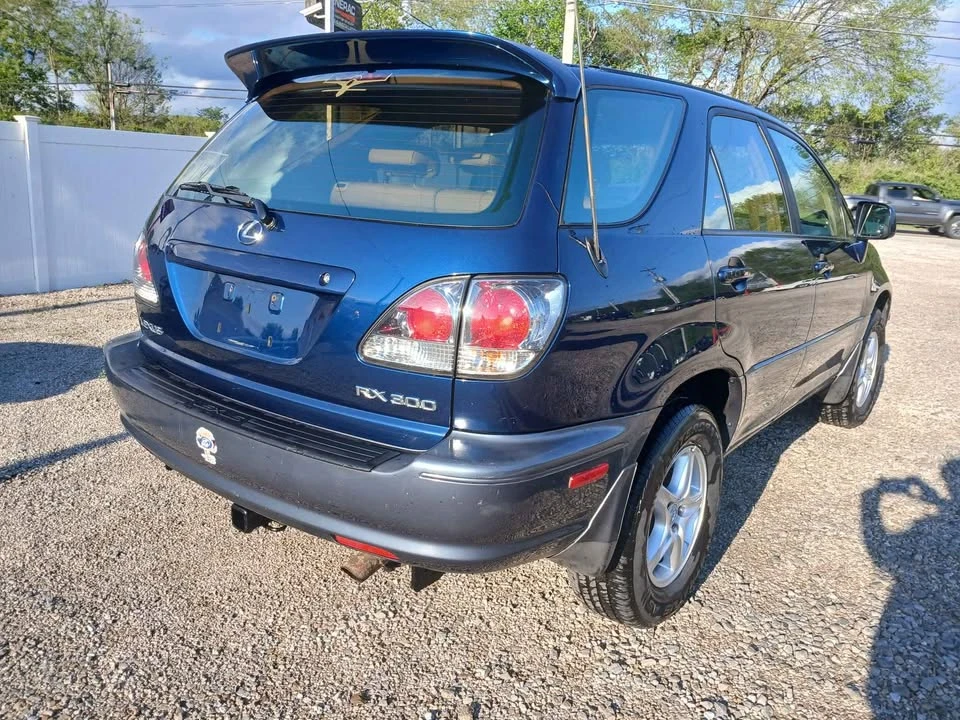 2002 Lexus RX 1st Gen - Image 3 of 13