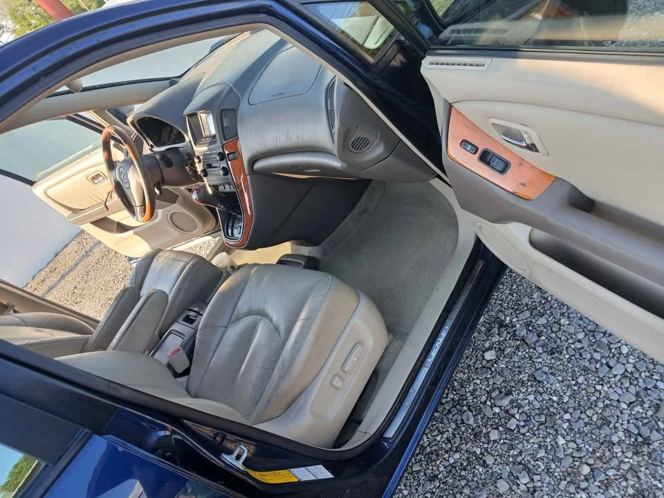 2002 Lexus RX 1st Gen - Image 13 of 13