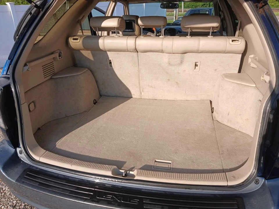 2002 Lexus RX 1st Gen - Image 9 of 13