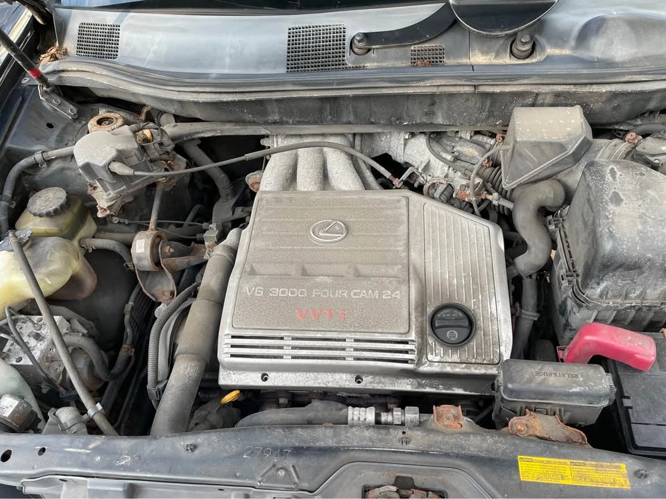 2002 Lexus RX 1st Gen - Image 8 of 12