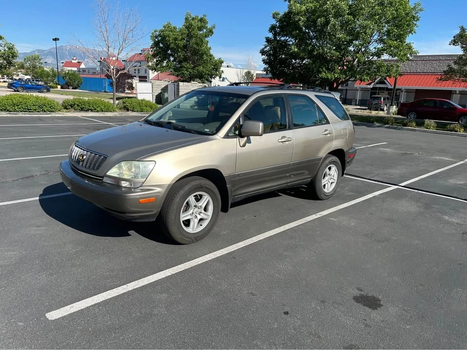 2002 Lexus RX 1st Gen - Image 4 of 14