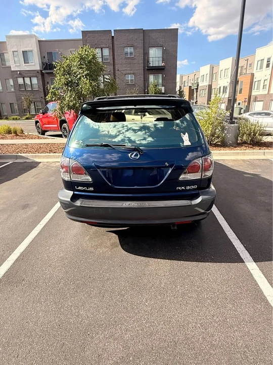 2002 Lexus RX 1st Gen - Image 3 of 11
