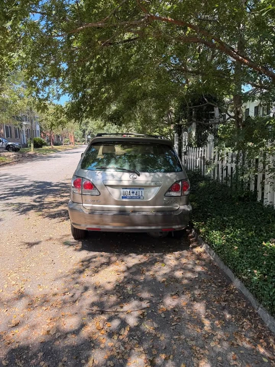 2002 Lexus RX 1st Gen - Image 2 of 4