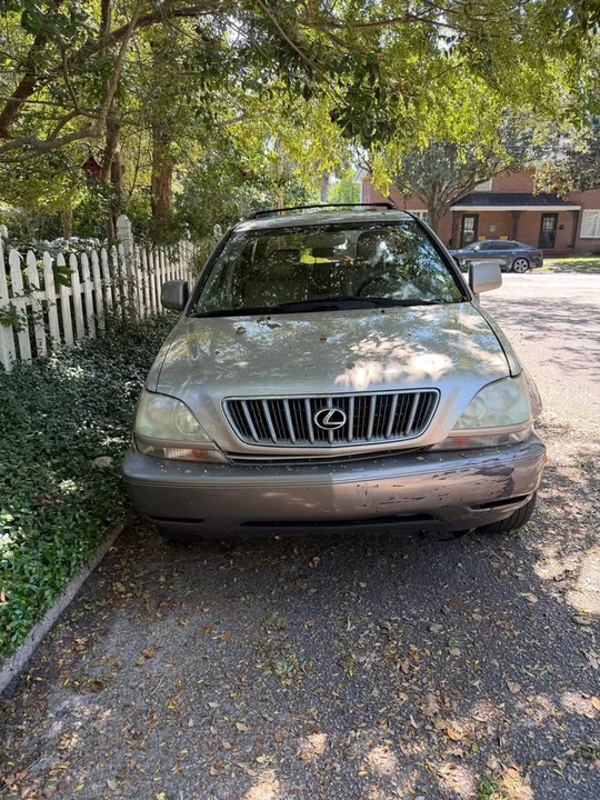 2002 Lexus RX 1st Gen - Image 4 of 4