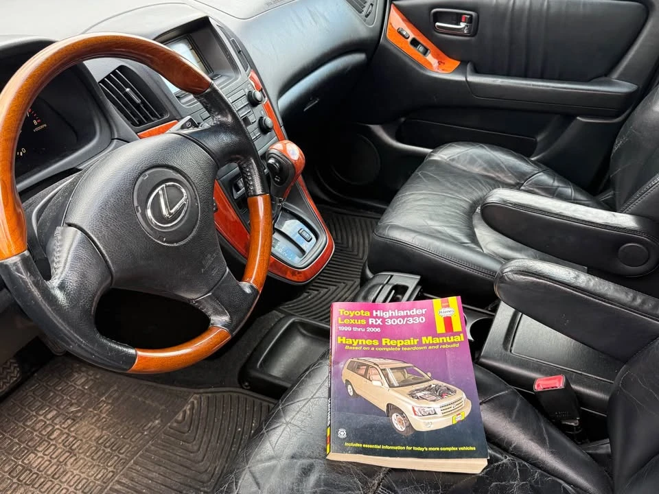 2002 Lexus RX 1st Gen - Image 7 of 10