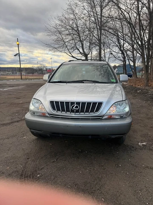 2002 Lexus RX 1st Gen - Image 4 of 10