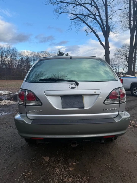 2002 Lexus RX 1st Gen - Image 3 of 10