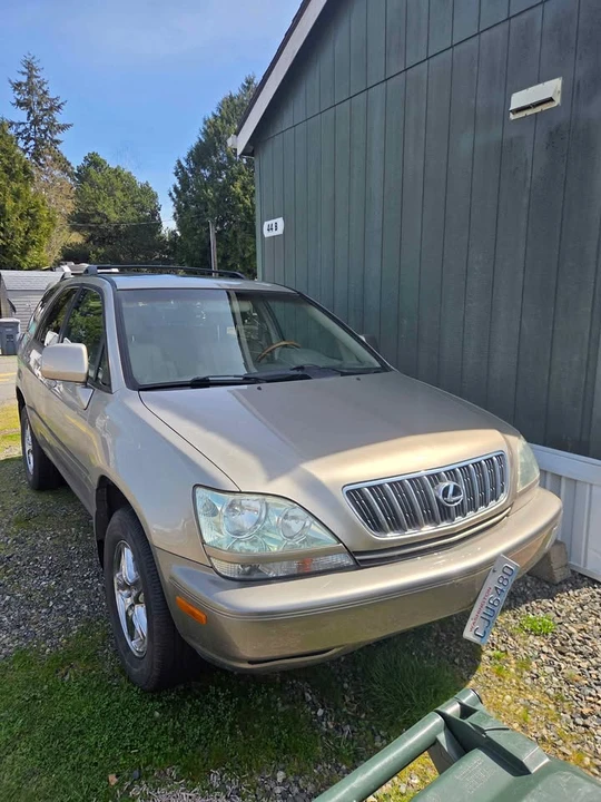 2002 Lexus RX 1st Gen - Image 5 of 8