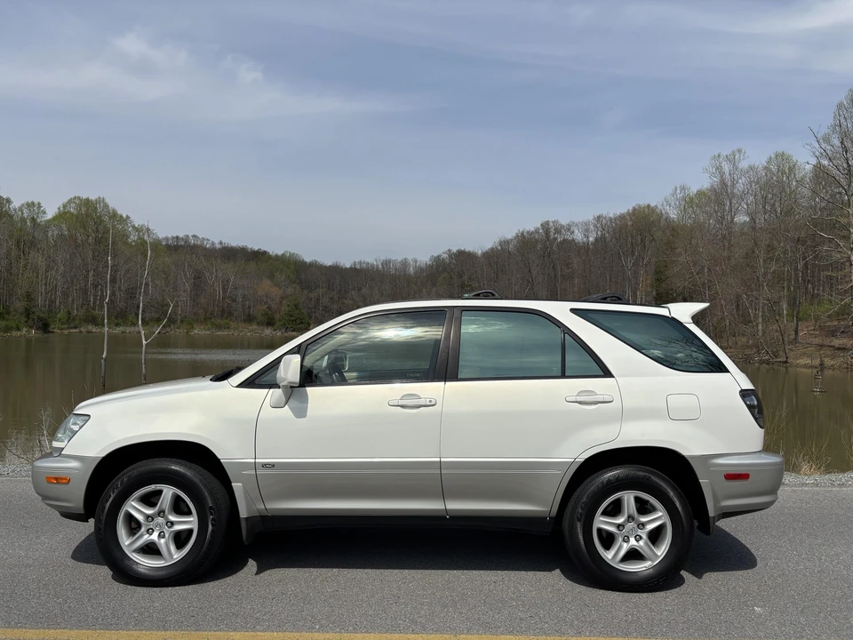 2002 Lexus RX 1st Gen - Image 31 of 31