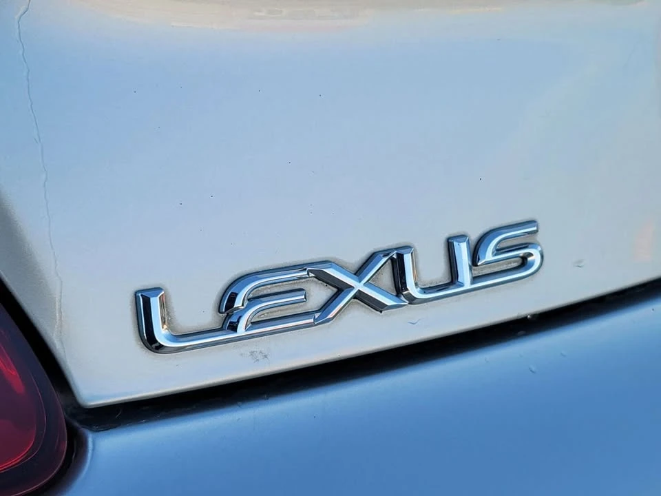 2002 Lexus SC430 - Image 12 of 20