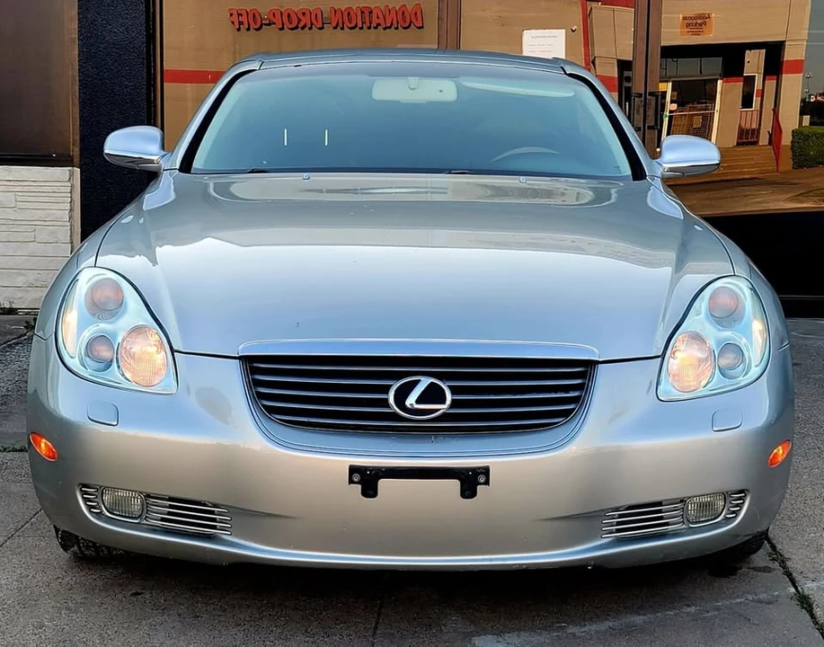 2002 Lexus SC430 - Image 10 of 20