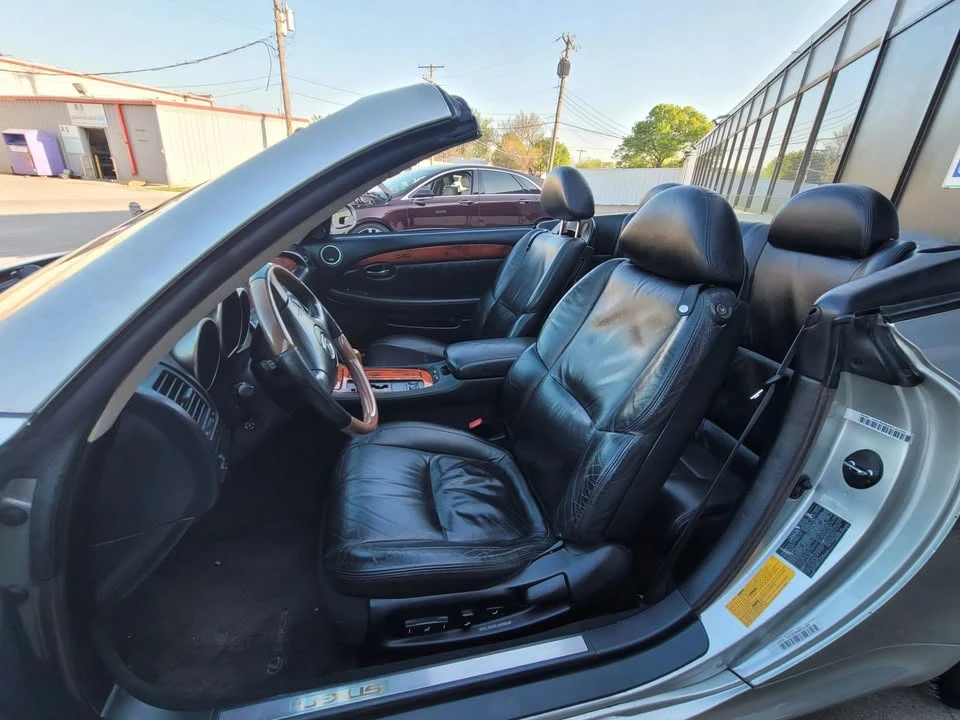 2002 Lexus SC430 - Image 15 of 20