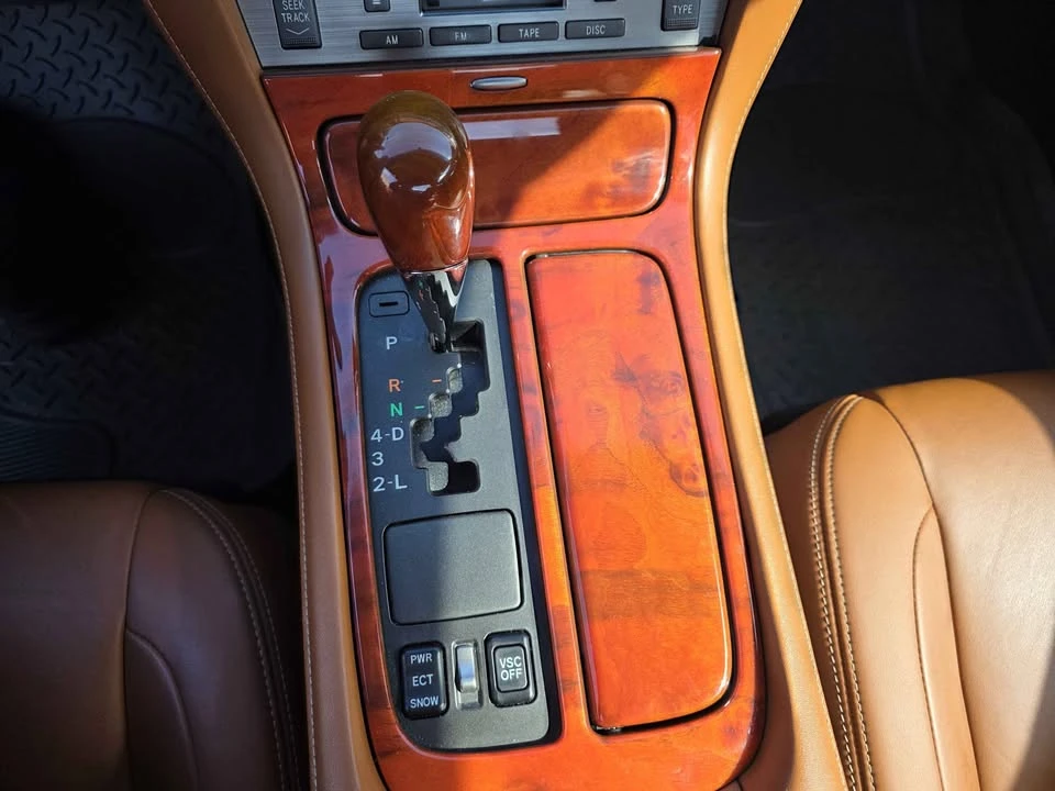 2002 Lexus SC430 - Image 11 of 14