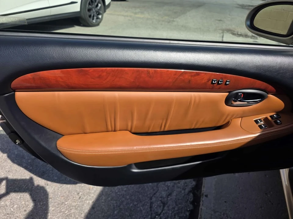 2002 Lexus SC430 - Image 9 of 14