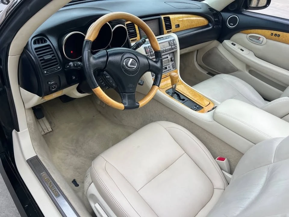 2002 Lexus SC430 - Image 13 of 18