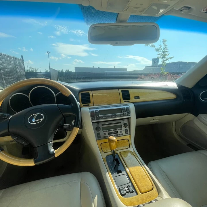 2002 Lexus SC430 - Image 7 of 9