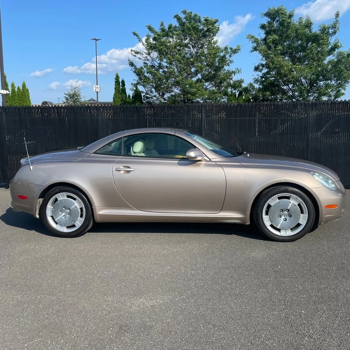 2002 Lexus SC430 - Image 5 of 9