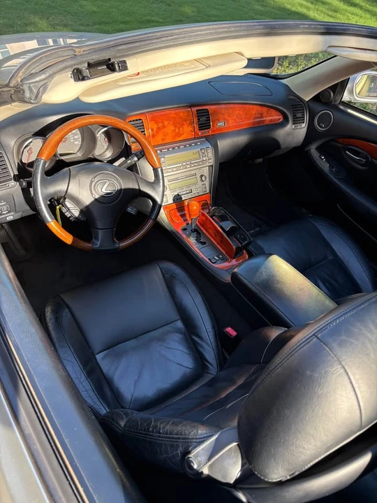 2002 Lexus SC430 - Image 18 of 20