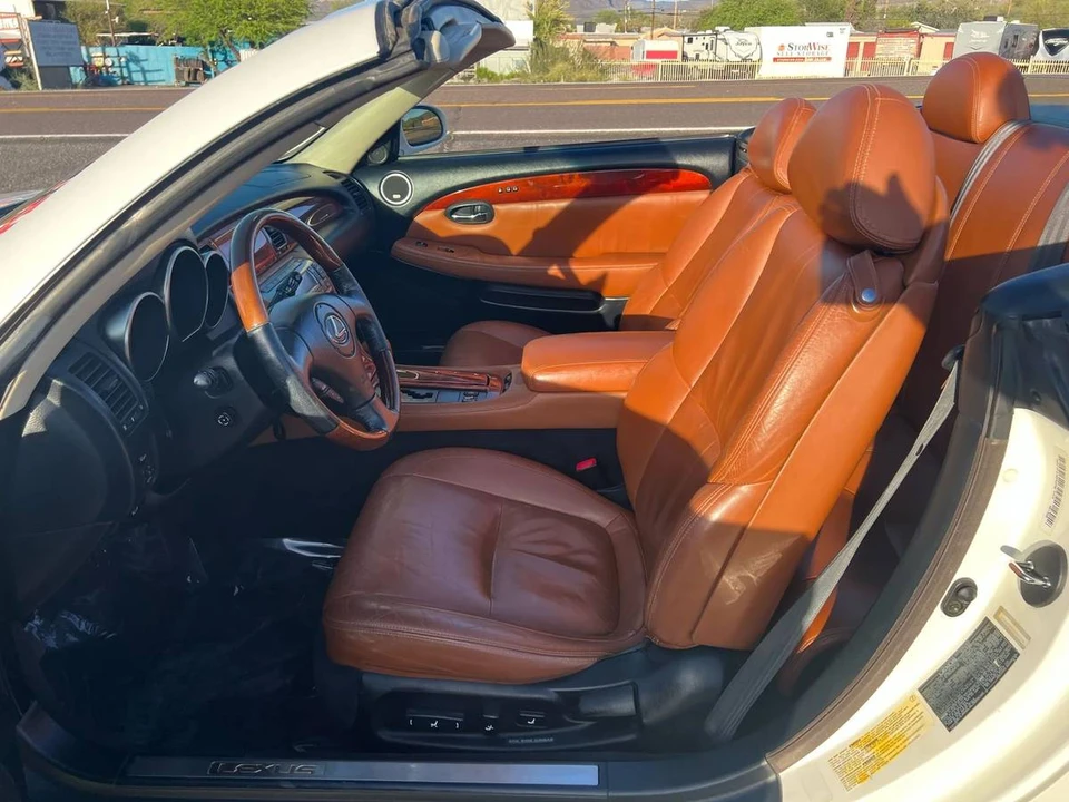 2002 Lexus SC430 - Image 17 of 24