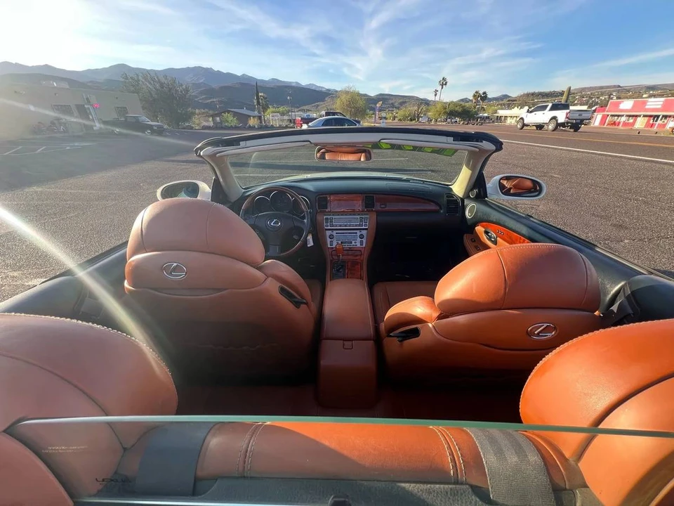 2002 Lexus SC430 - Image 19 of 24