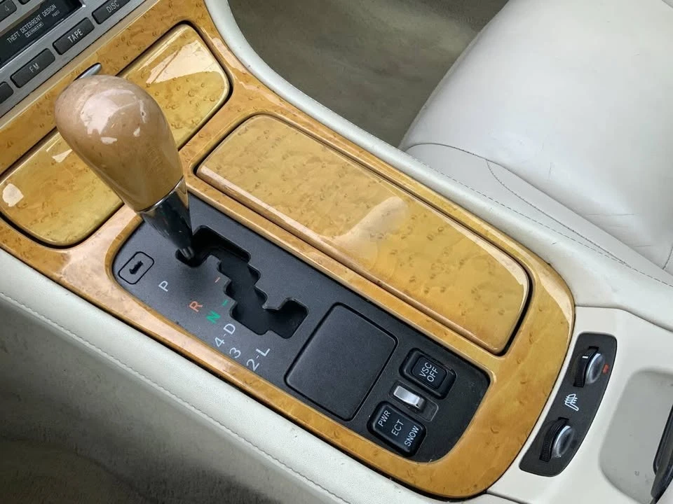 2002 Lexus SC430 - Image 10 of 20