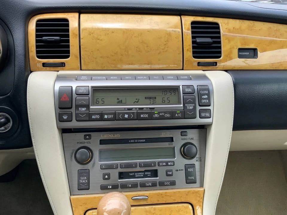 2002 Lexus SC430 - Image 9 of 20