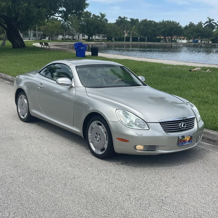 2002 Lexus SC430 - Image 3 of 12