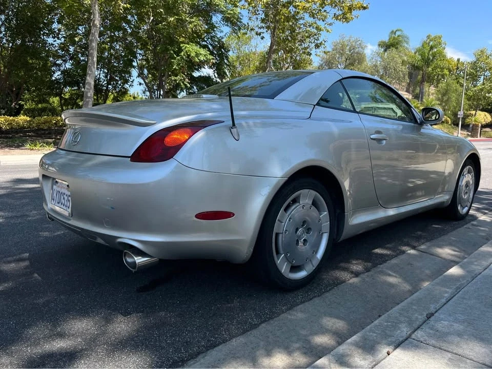 2002 Lexus SC430 - Image 3 of 9