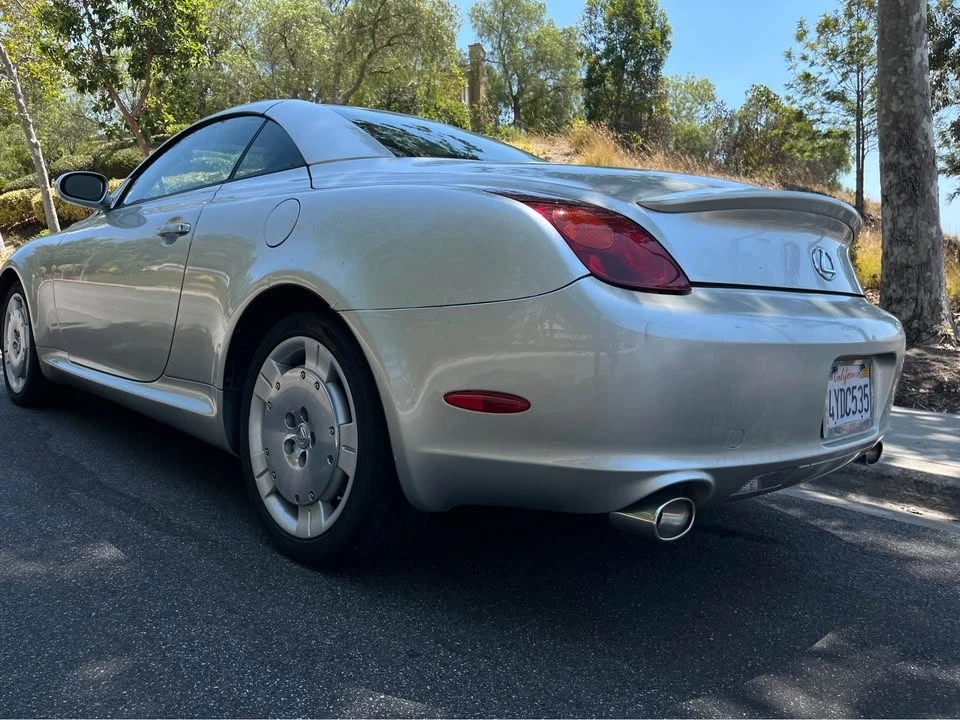 2002 Lexus SC430 - Image 4 of 9