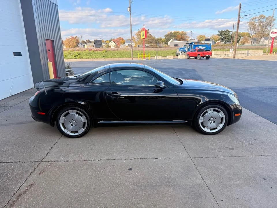 2002 Lexus SC430 - Image 5 of 10