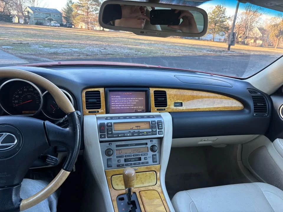 2002 Lexus SC430 - Image 9 of 11