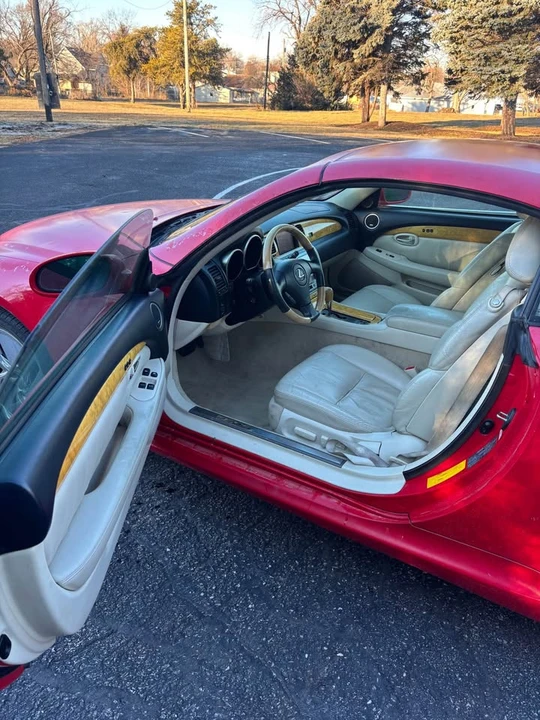 2002 Lexus SC430 - Image 8 of 11