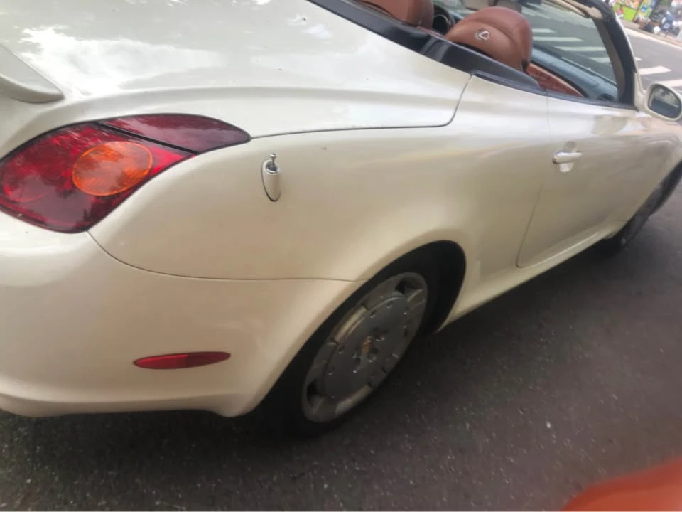 2002 Lexus SC430 - Image 16 of 17