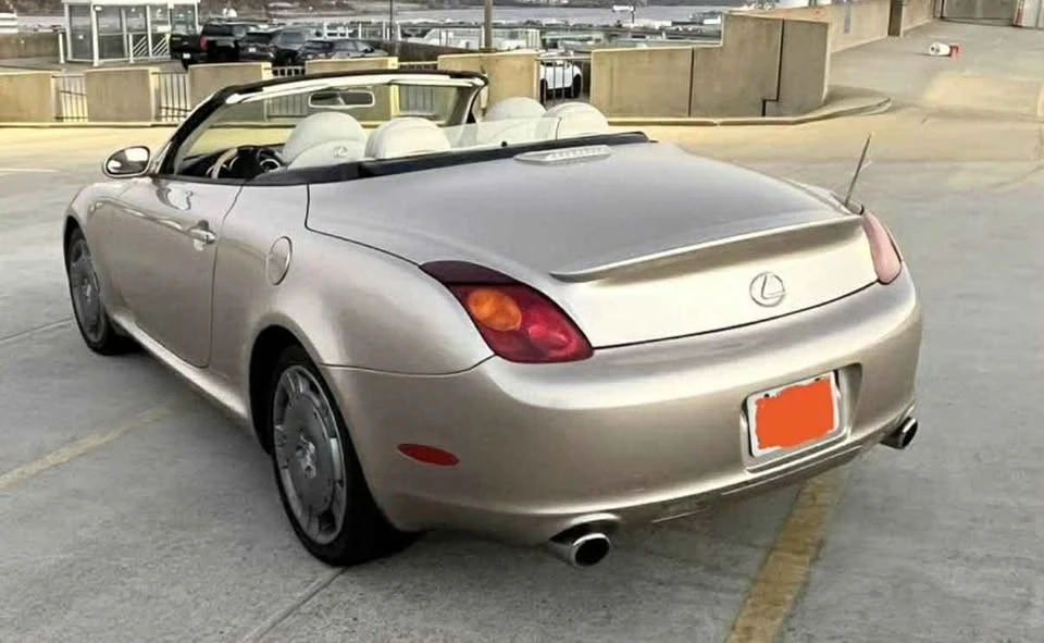 2002 Lexus SC430 - Image 3 of 10