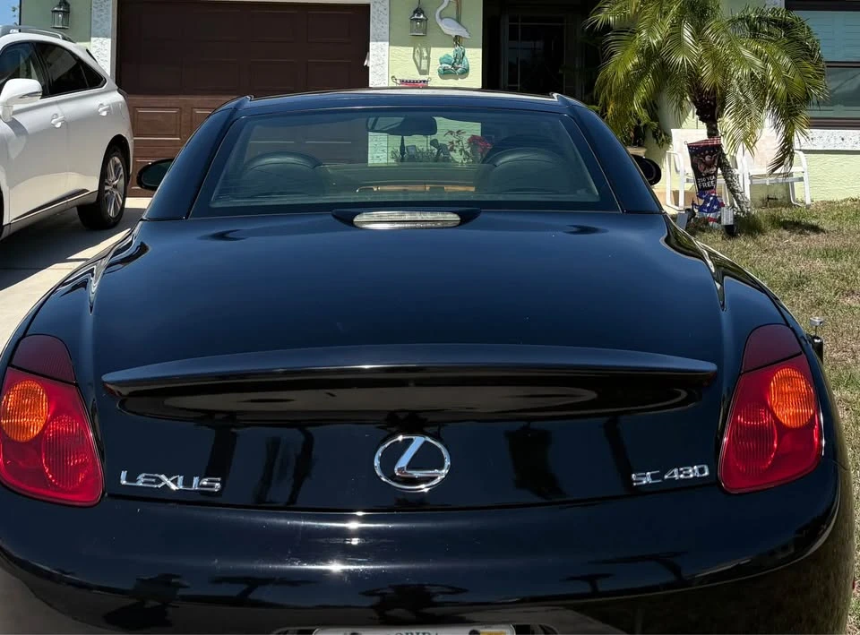 2002 Lexus SC430 - Image 3 of 4