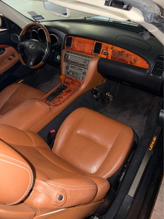 2002 Lexus SC430 - Image 3 of 18