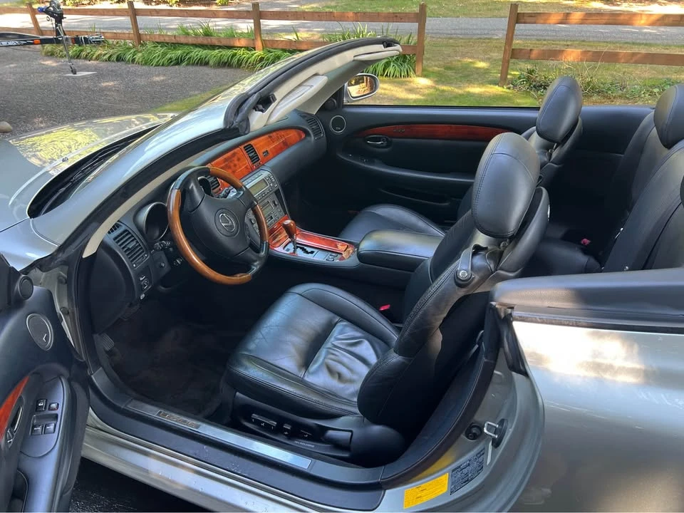 2002 Lexus SC430 - Image 3 of 7