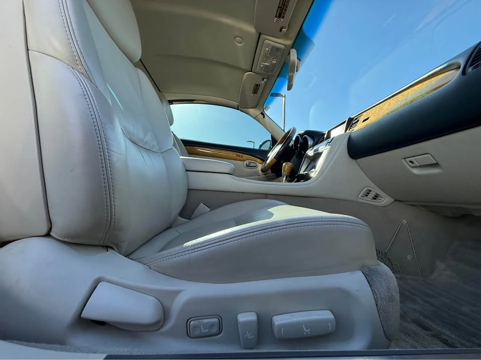 2002 Lexus SC430 - Image 4 of 7