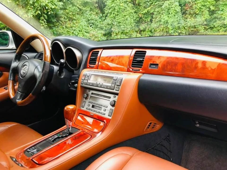 2002 Lexus SC430 - Image 11 of 15