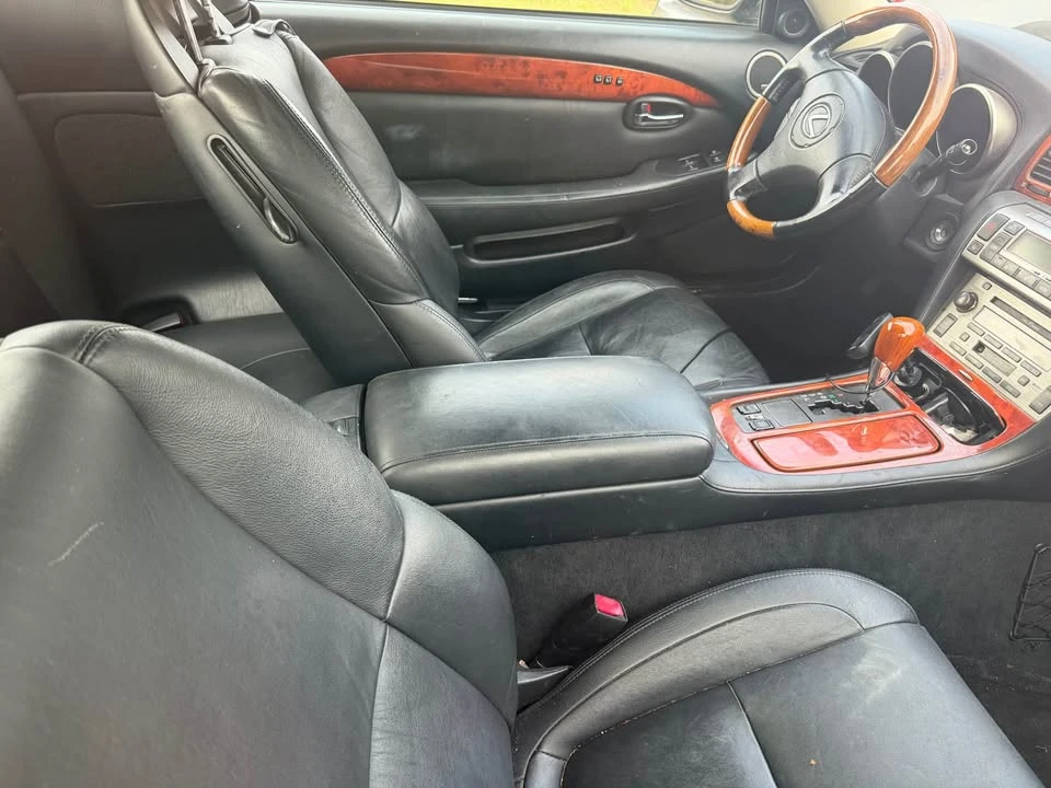 2002 Lexus SC430 - Image 2 of 5