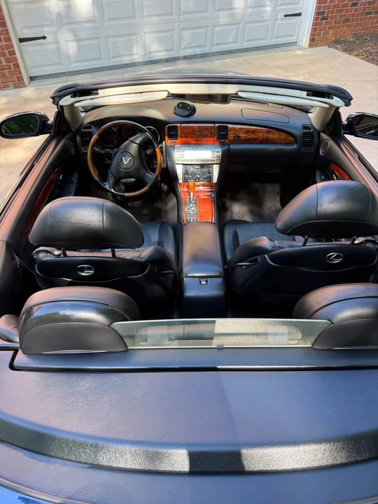 2002 Lexus SC430 - Image 8 of 16