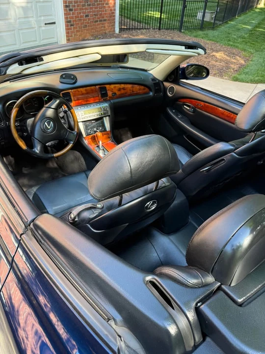 2002 Lexus SC430 - Image 7 of 16