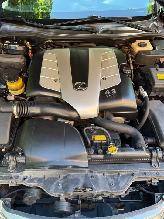 2002 Lexus SC430 - Image 13 of 16