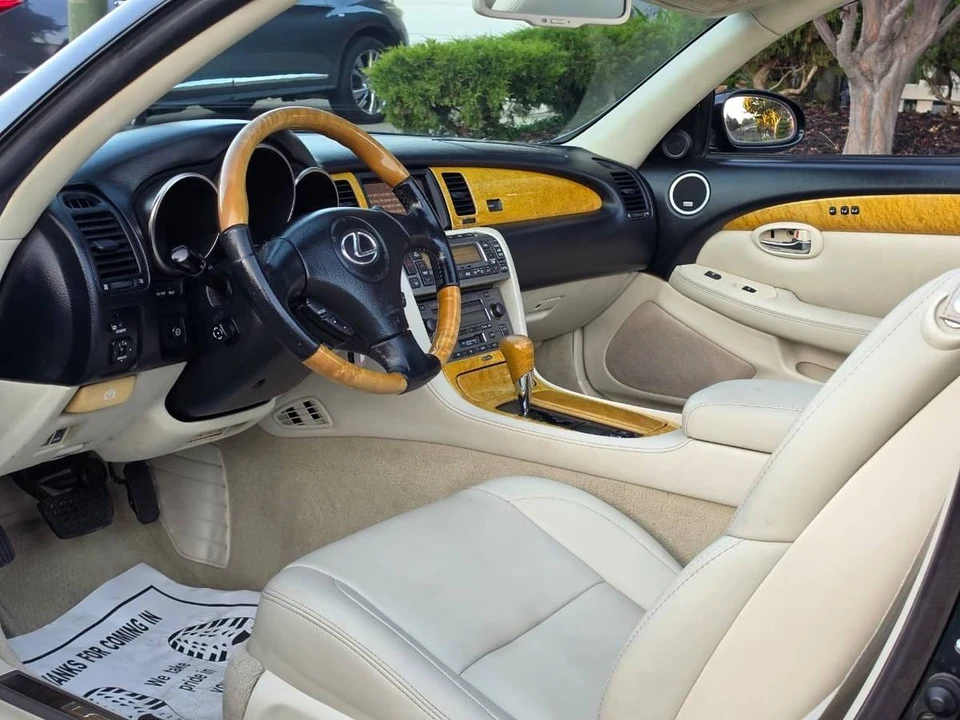2002 Lexus SC430 - Image 9 of 11