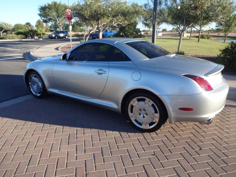 2002 Lexus SC430 - Image 11 of 13