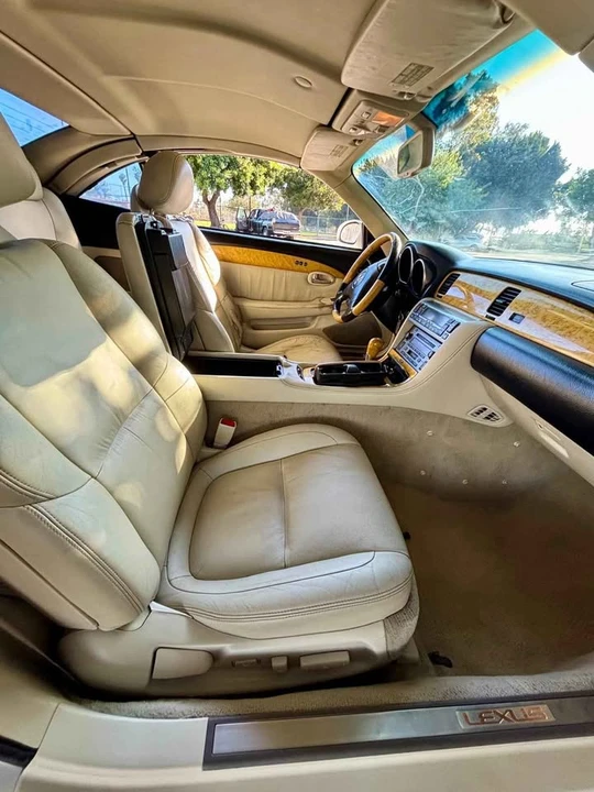 2002 Lexus SC430 - Image 10 of 12