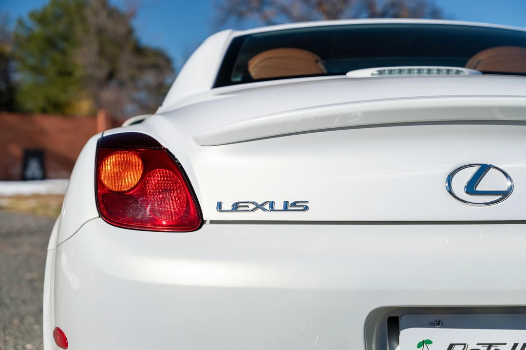 2002 Lexus SC430 - Image 23 of 31