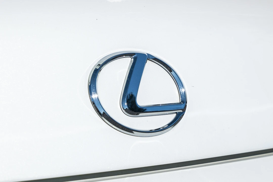 2002 Lexus SC430 - Image 25 of 31