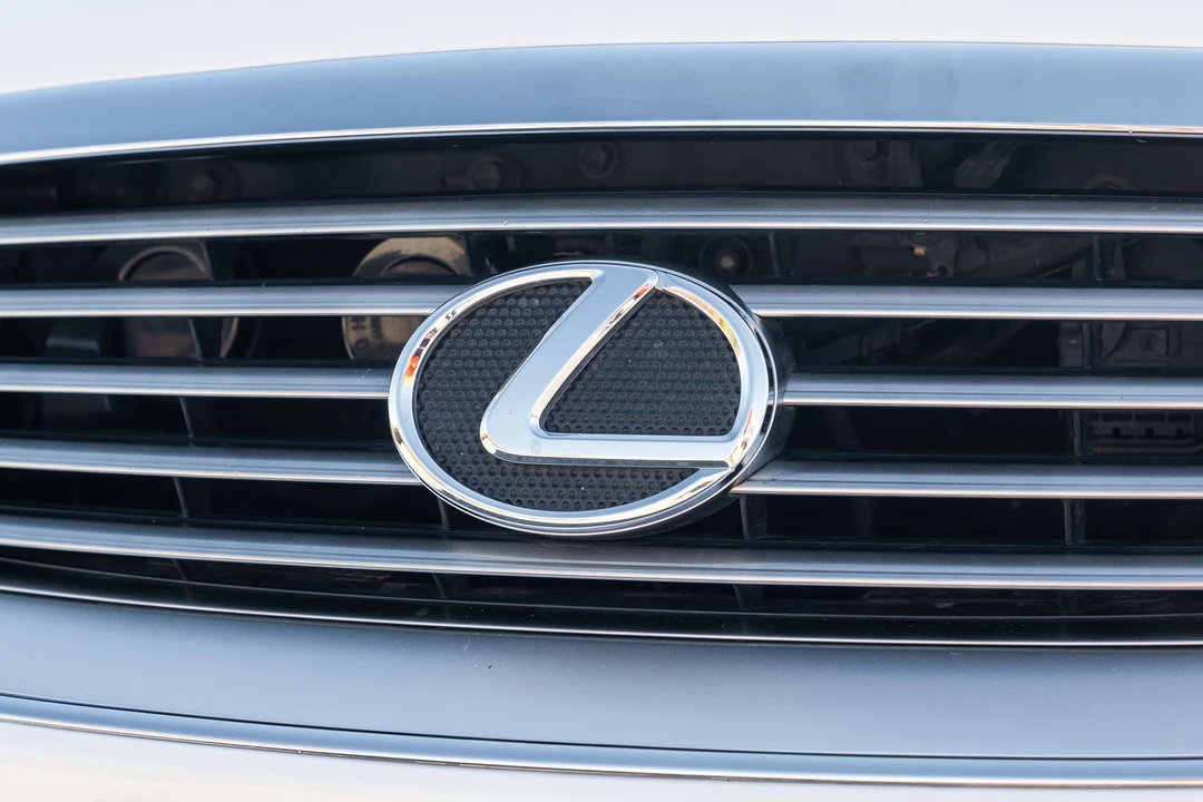 2002 Lexus SC430 - Image 20 of 31